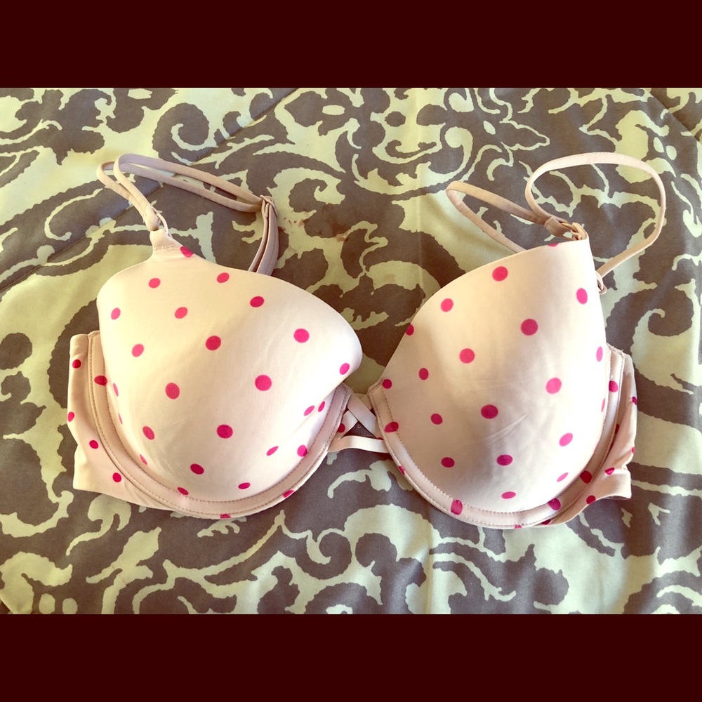 Victoria Secret 34d bra in good condition